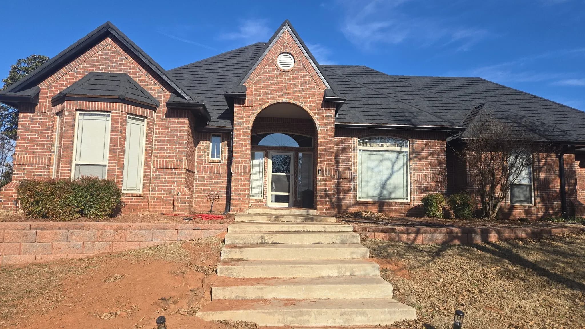 Okie Rain Gutter business background image